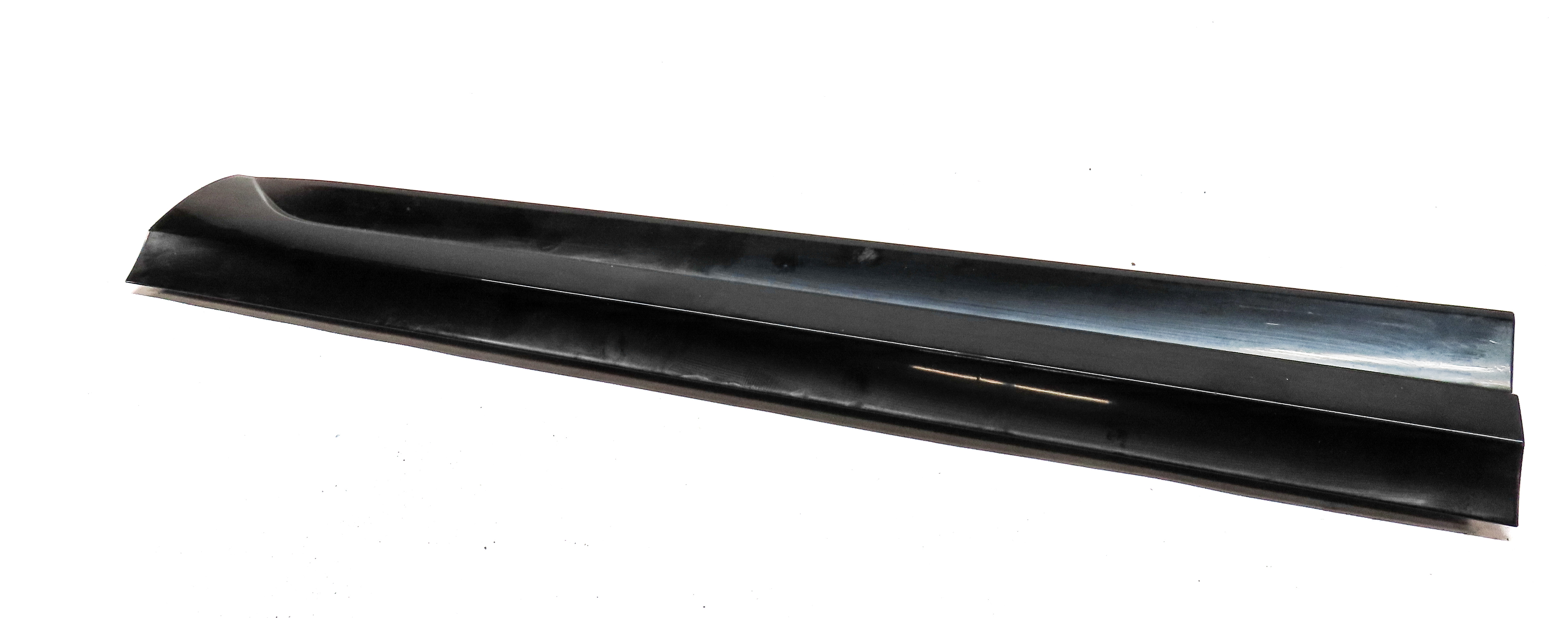16-18 AUDI Q3 8U FRONT RIGHT PASSENGER LOWER DOOR TRIM MOULDING (Black) — exact item pictured